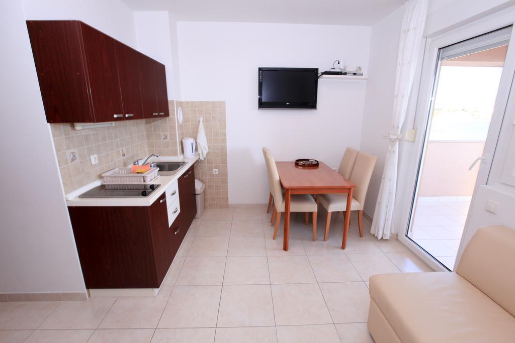Apartments Miroslav 포블랴나 외부 사진
