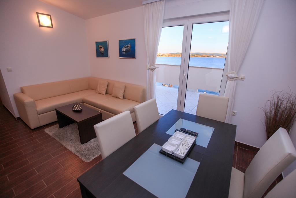 Apartments Miroslav 포블랴나 외부 사진
